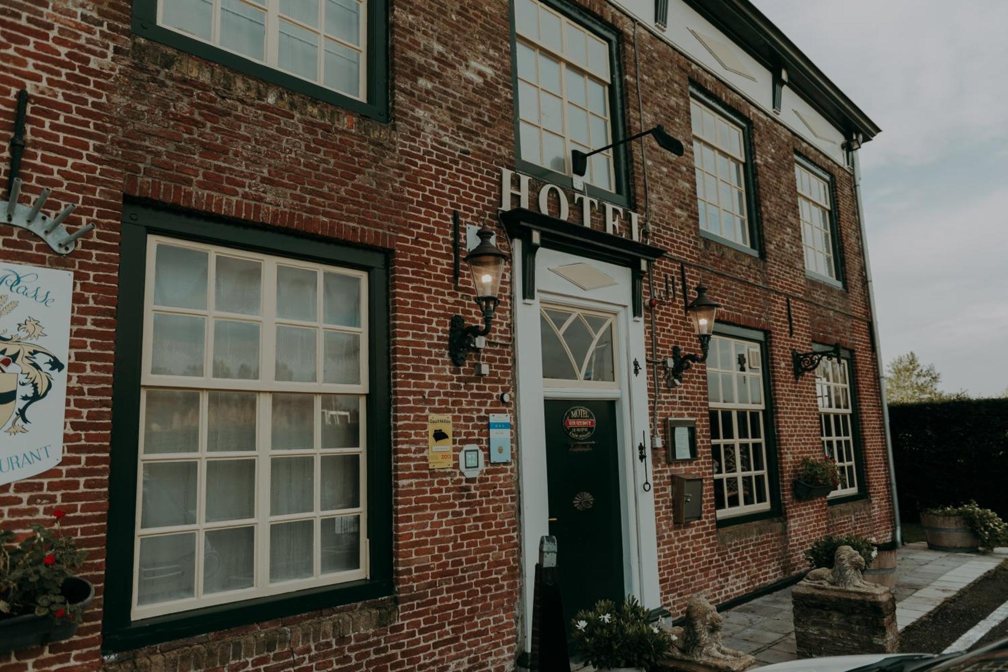Ouwe Schuure Bed & Breakfast Sluis Exterior foto